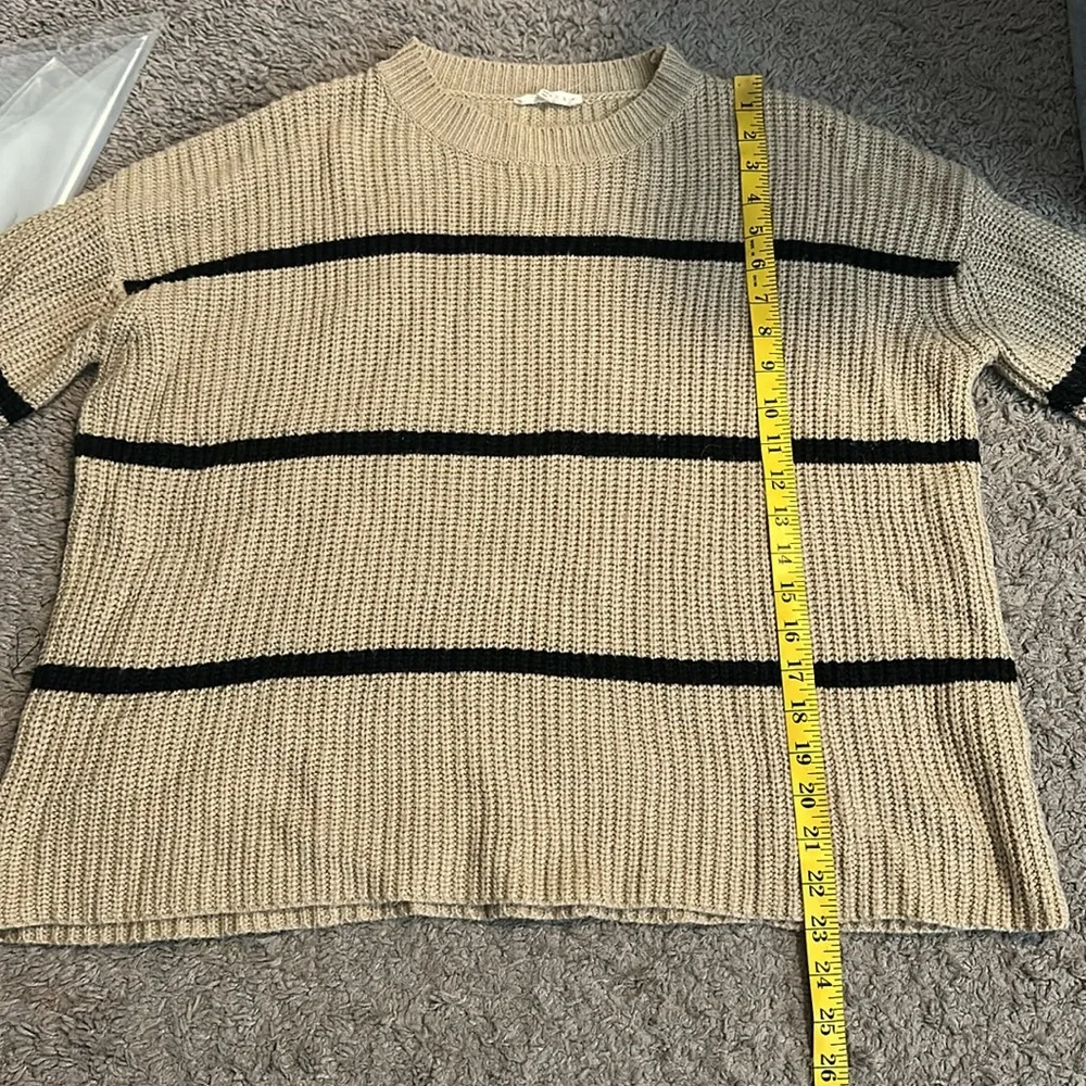 Cable knit Striped Beige and black crew‎ Sweater